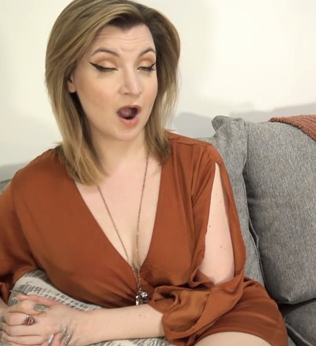 Sesskasays pornstar sex images