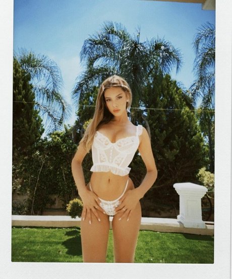 Liyan Adi erotic pornstar pic