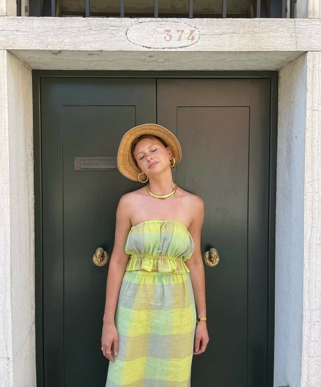 Aly Michalka erotic model pic