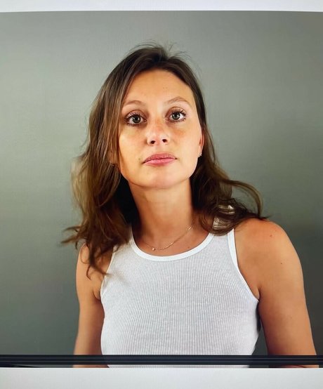 Aly Michalka model porn galleries