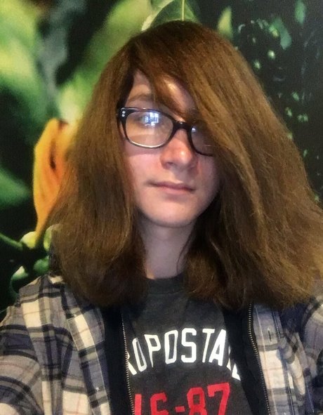 Cassie Brooks model photos