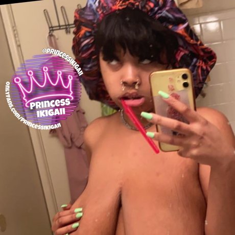 Naughty Kitty Ikigaii nudes star pics