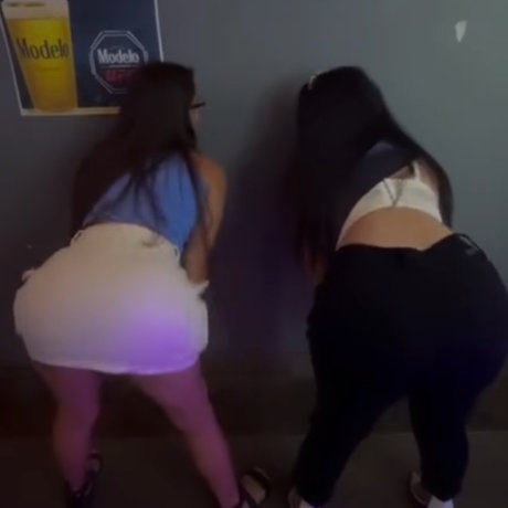 PrincessHT lot of this lot of that_ pornstar naked img