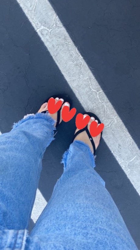 chi naked pornstar photos