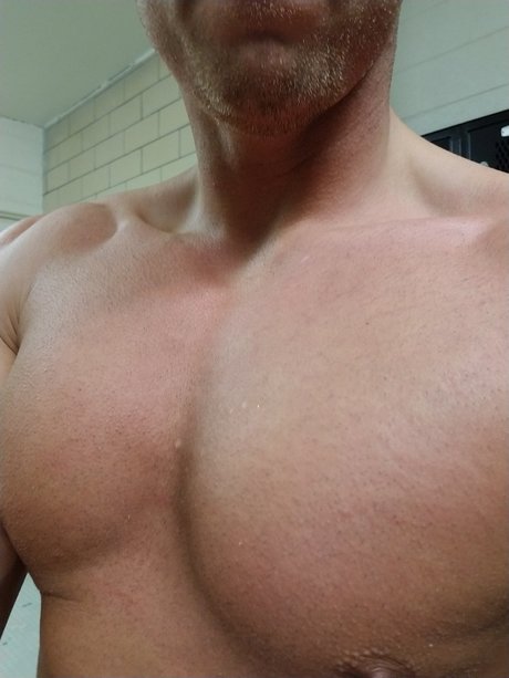 GMW model top photos