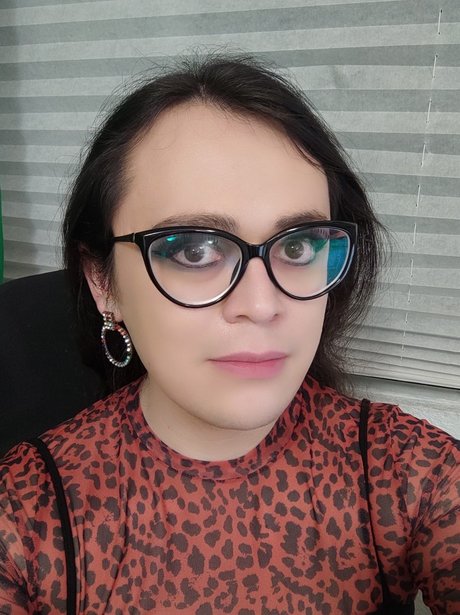 Closer Friends pornstar nudes pics