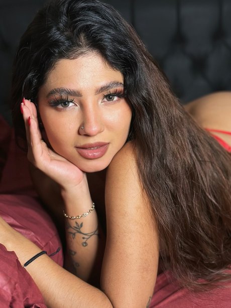 Danik_ erotic actress photos