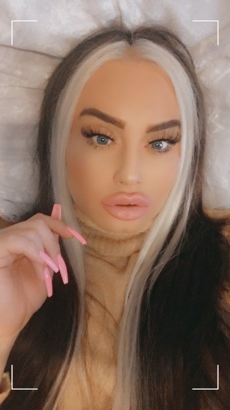 Demii cook model pornographic pictures