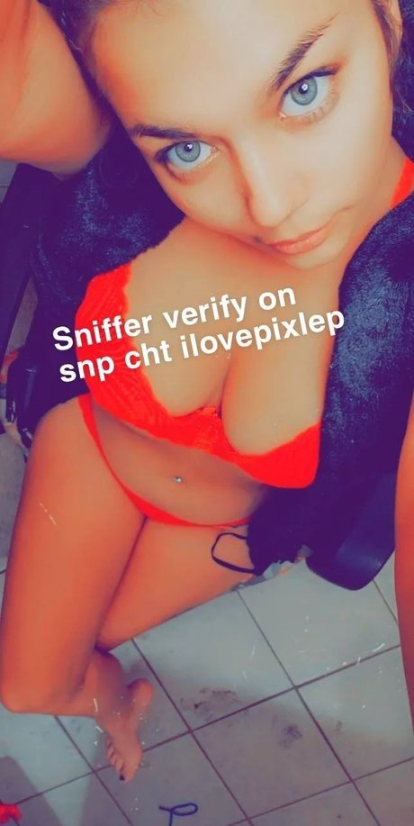 Pretty N Lace free model picture