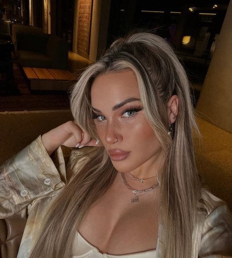 Prettykiitty hot star gallery