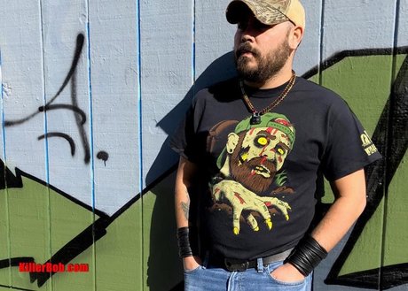 Pup Malum perfect model pic