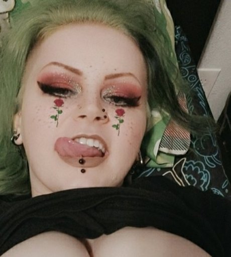 Ash Brat XXX VIP Only Goth Waifu Pet sexy pornstar photo