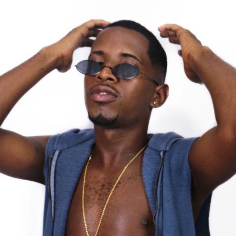 DANIEL BAIANO model exclusive pics