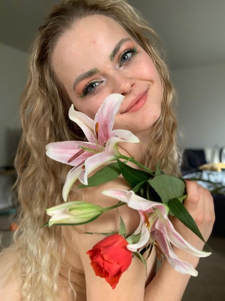 _Miss bunny naked actress pics