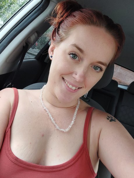 Geni model naked archive