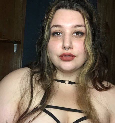 Scarlett Reign hot pornstar picture