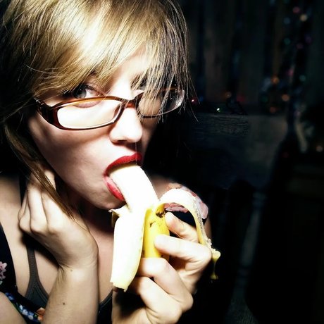 Dabblepie top actress pictures