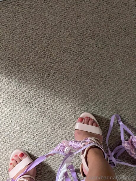 badgalkemmy model beautiful pics