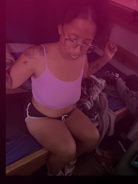 _Honey Pooh_ model porn archive