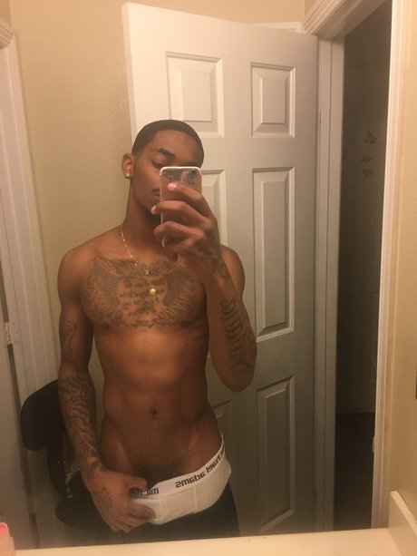 KGdaGOAT xxx actress photo