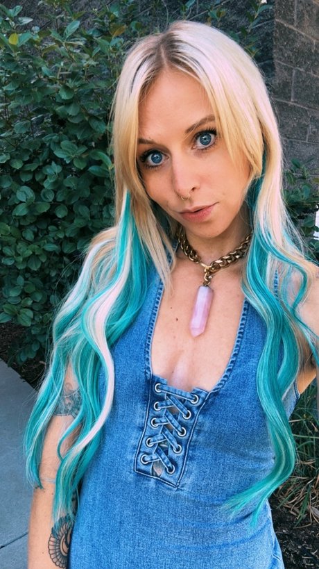 Mila Slushie exclusive pornstar gallery