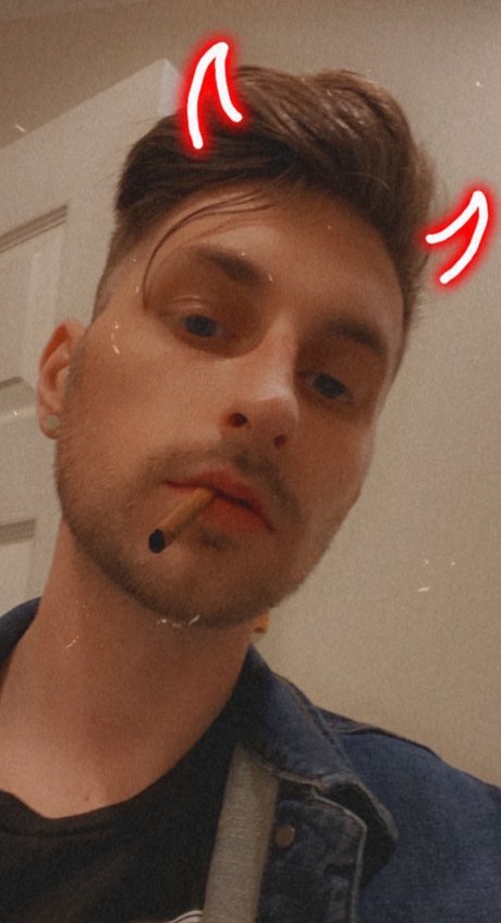 DeadButtDelicious hot pornstar pictures