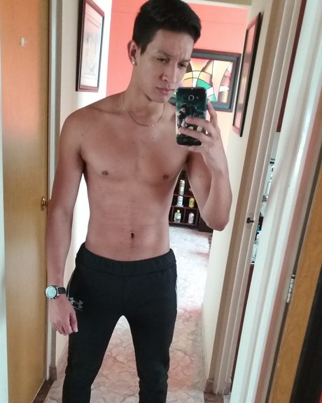 Deivis M hot beautiful model pic