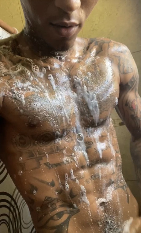 _Diver uncut_ nice model images