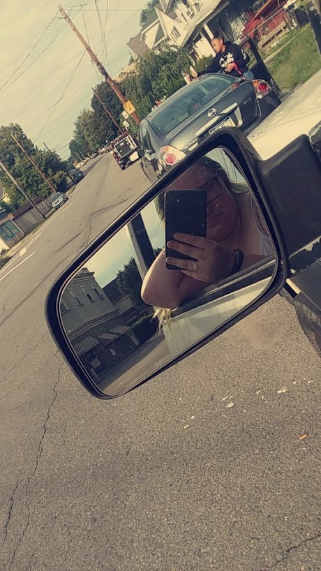 Queen Jai erotic model photos