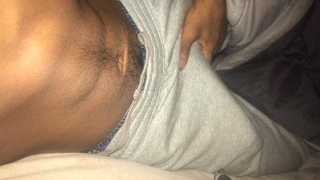 Quan Jones sexy actress photo