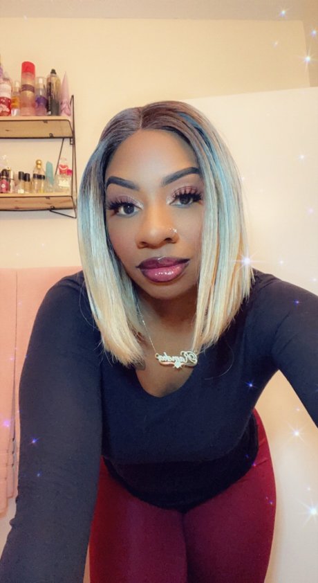 Ms Bee model free images