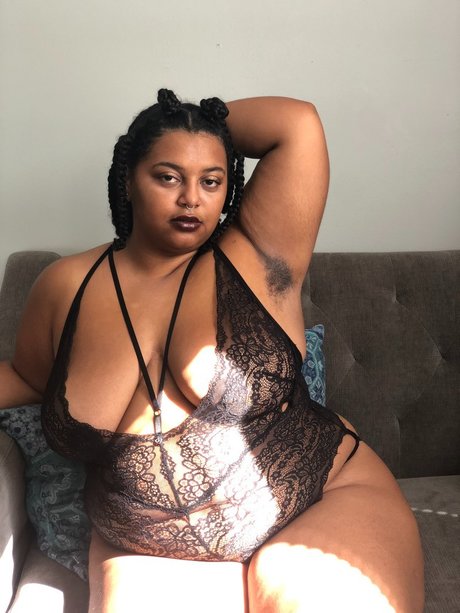 Qthefatmyth_ art star pic