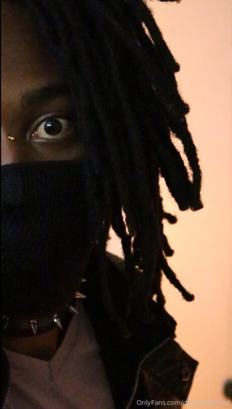 Damien Q_ exclusive star photos