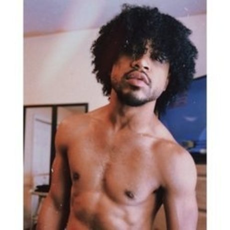 Neo Bottom Serenity pornstar sexy galleries