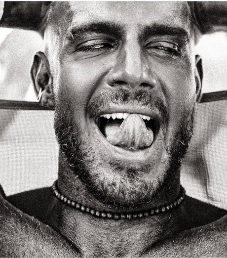 PUROSANGUE LUCAS VIP adult model gallery