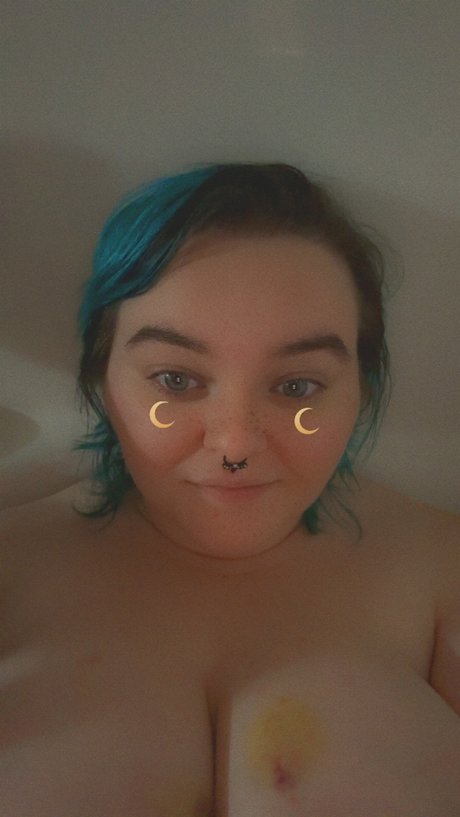 God s Little Priestess pornographic star pic