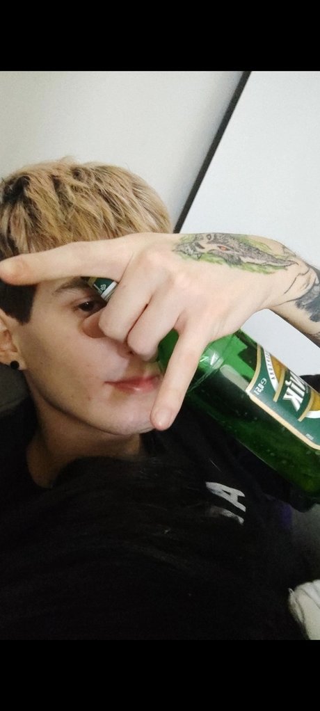 Dejvdee star nude pic