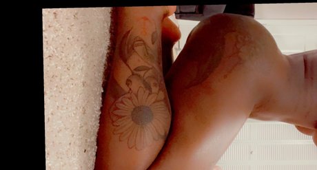 Devil s Angel_ model hd photo