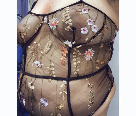 QueenRubee nudes model images