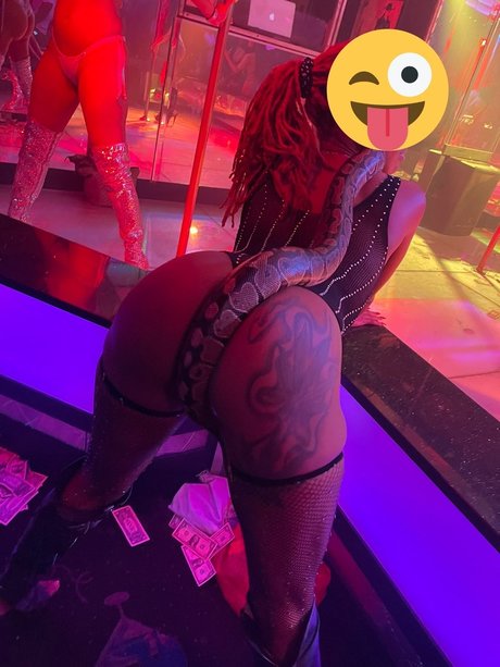 Yo Fav Redhead star art picture