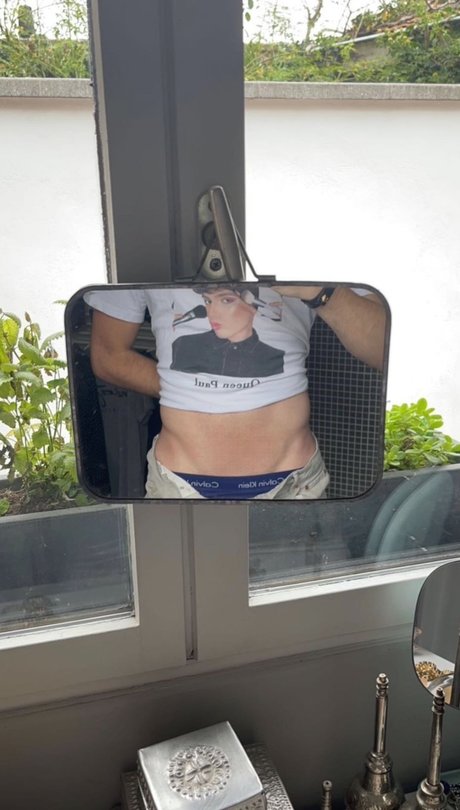 QueenPaul star high quality img