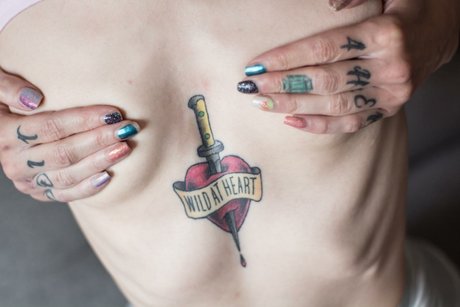 Queen of the Dark star nude pic