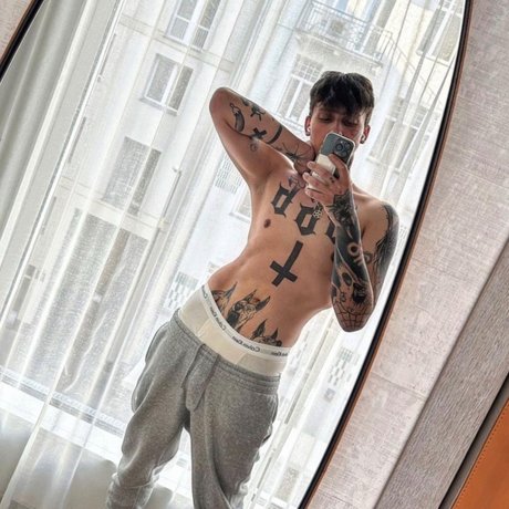 Ralph Iratus Ferre nice pornstar img