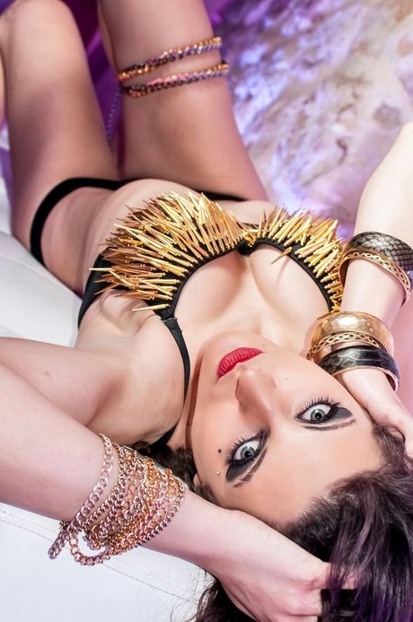 Danna Rosse pornstar pretty gallery