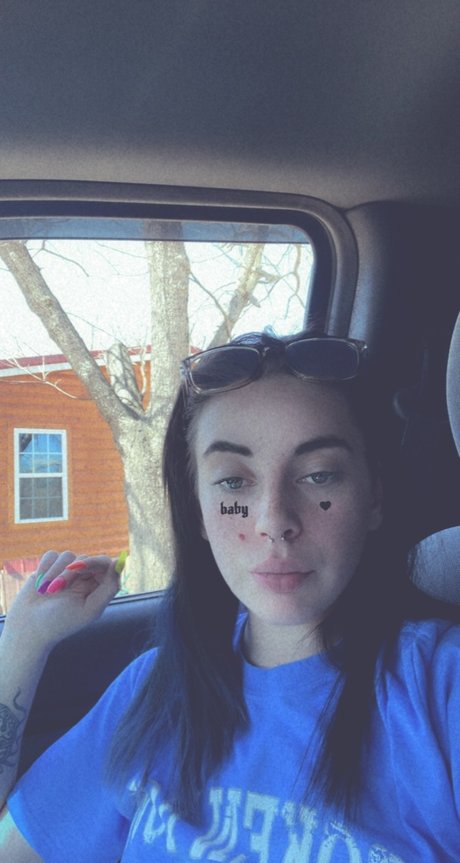 Baby Dess_ erotic star pic