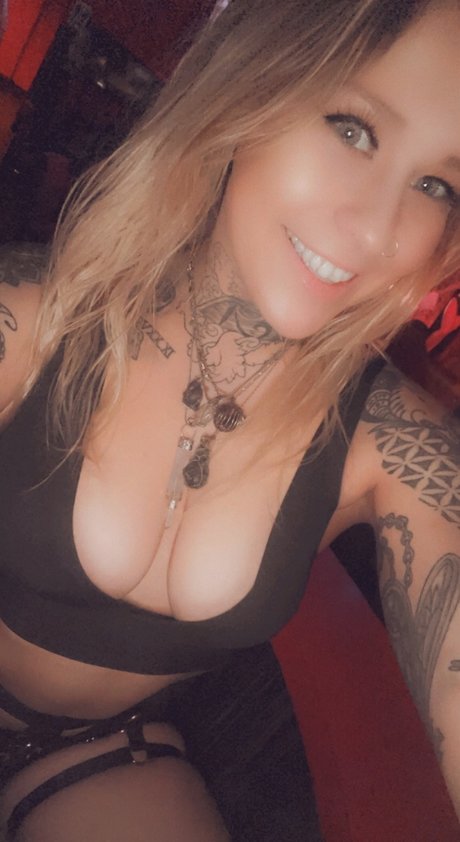 Ducatibaee 716 naked star images