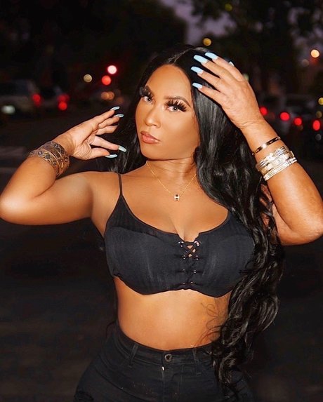 Danny isBeautiful pornstar high quality img