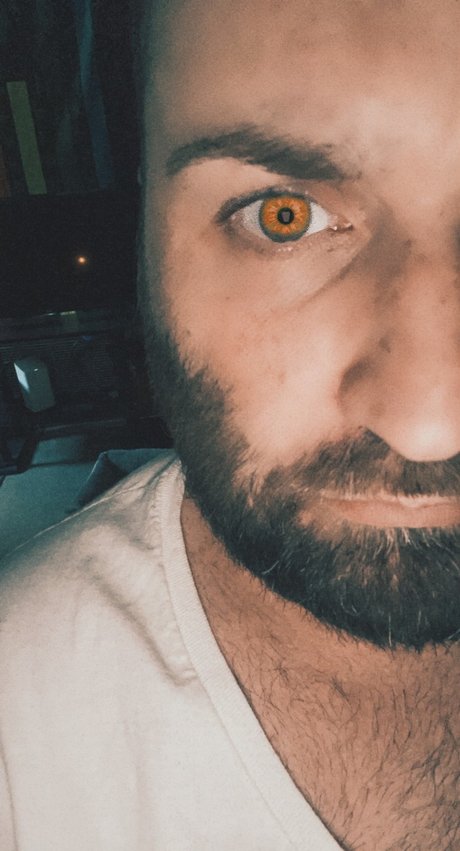 DJ ta model naked pic