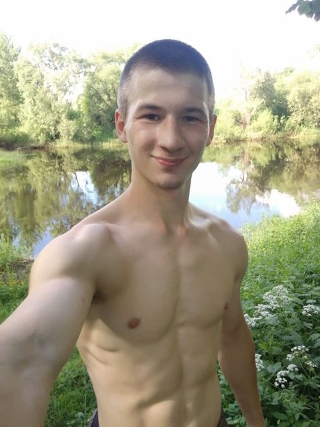 Rainbow James pornographic actress pic