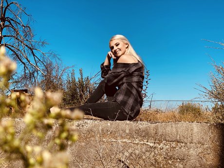 Lola gray high quality actress pics